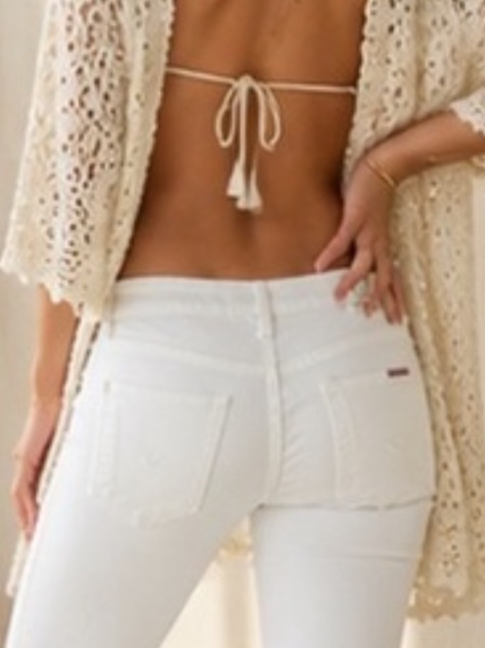 HUDSON SIZE 34~ WHITE DENIM RELAXED FIT STRAIGHT LEG JEANS ~BLAIR STYLE CUT~